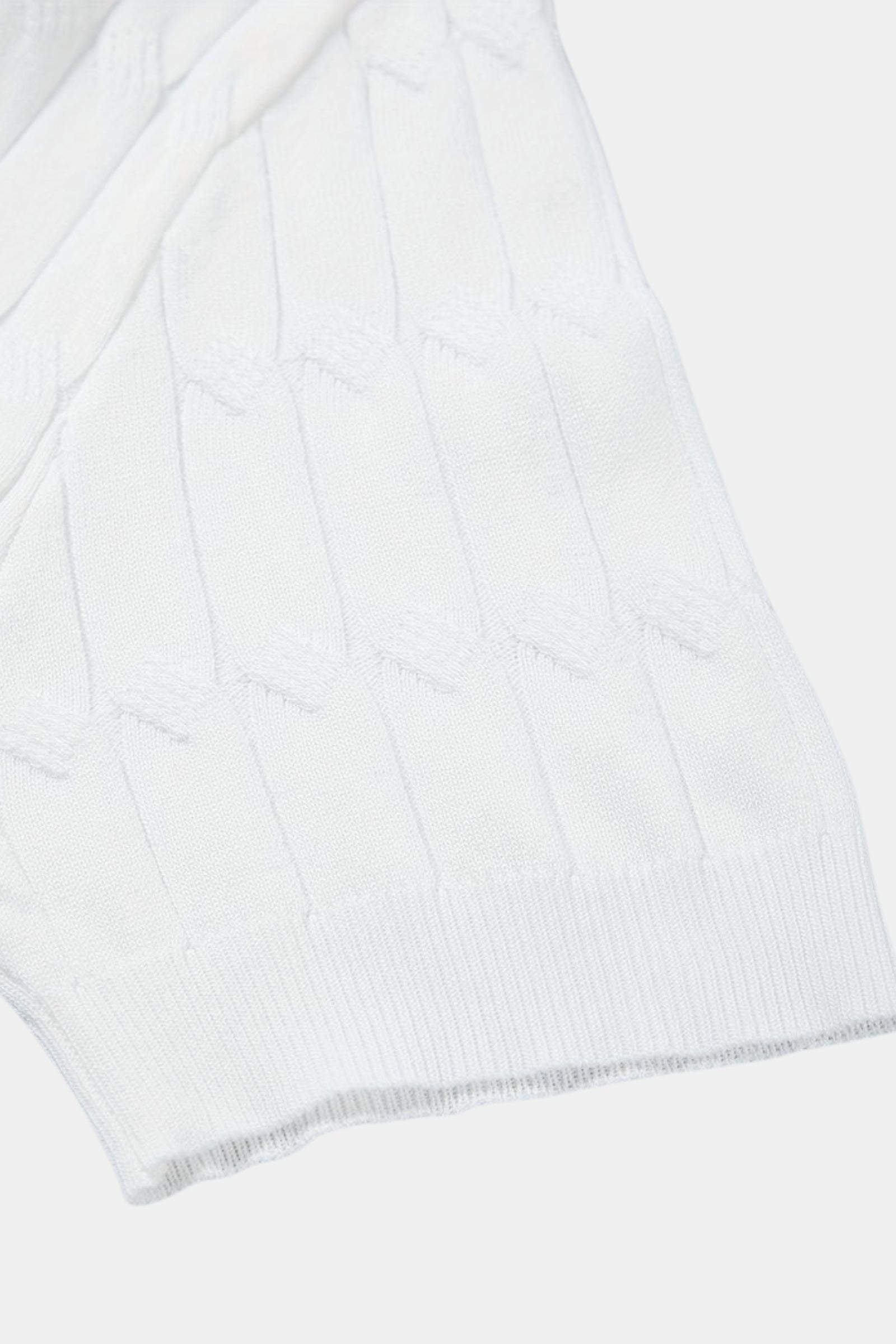 Polo de punto trenzado con cuello en V Premium de NOBA