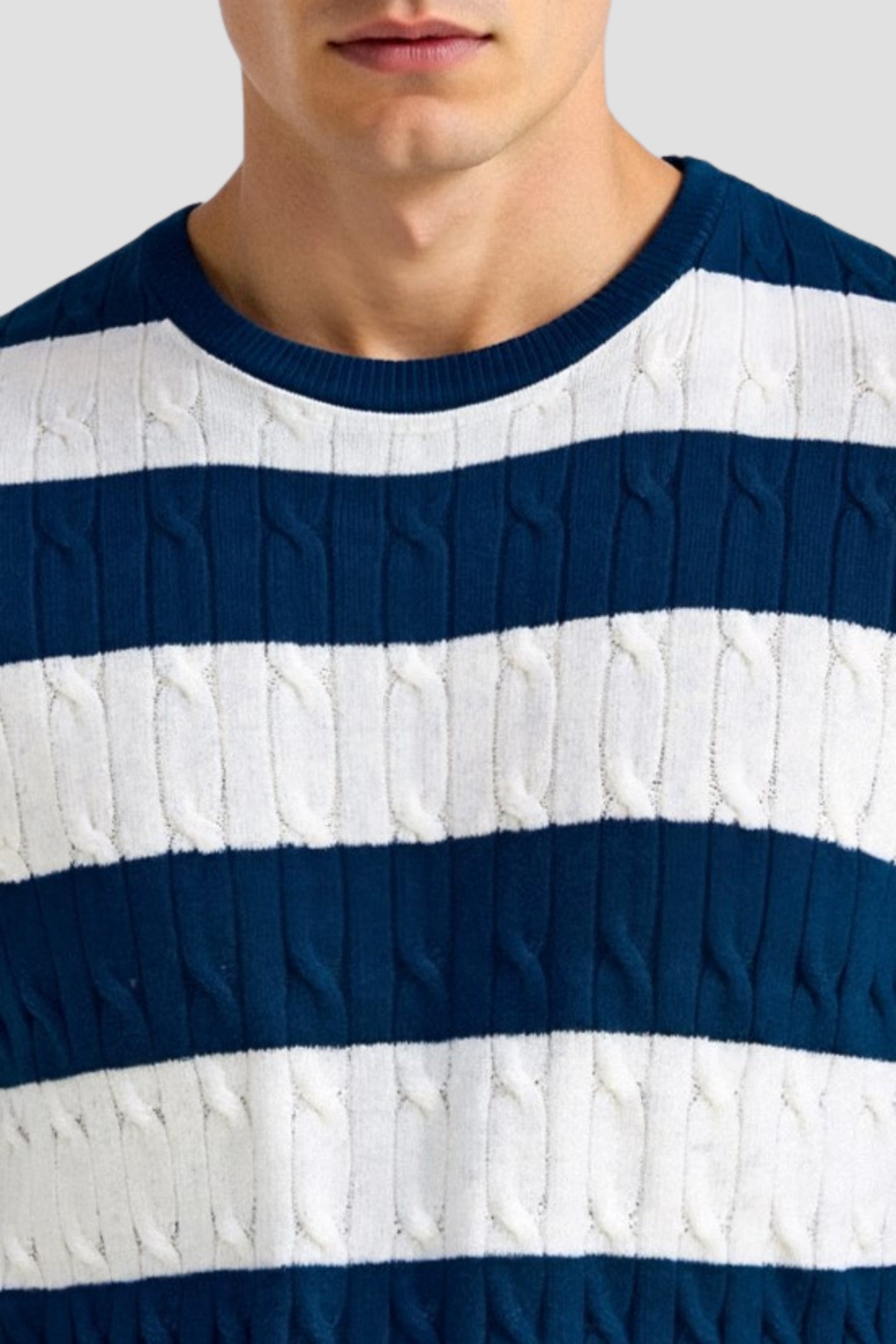 Camiseta de rayas de punto trenzado con cuello redondo NOBA