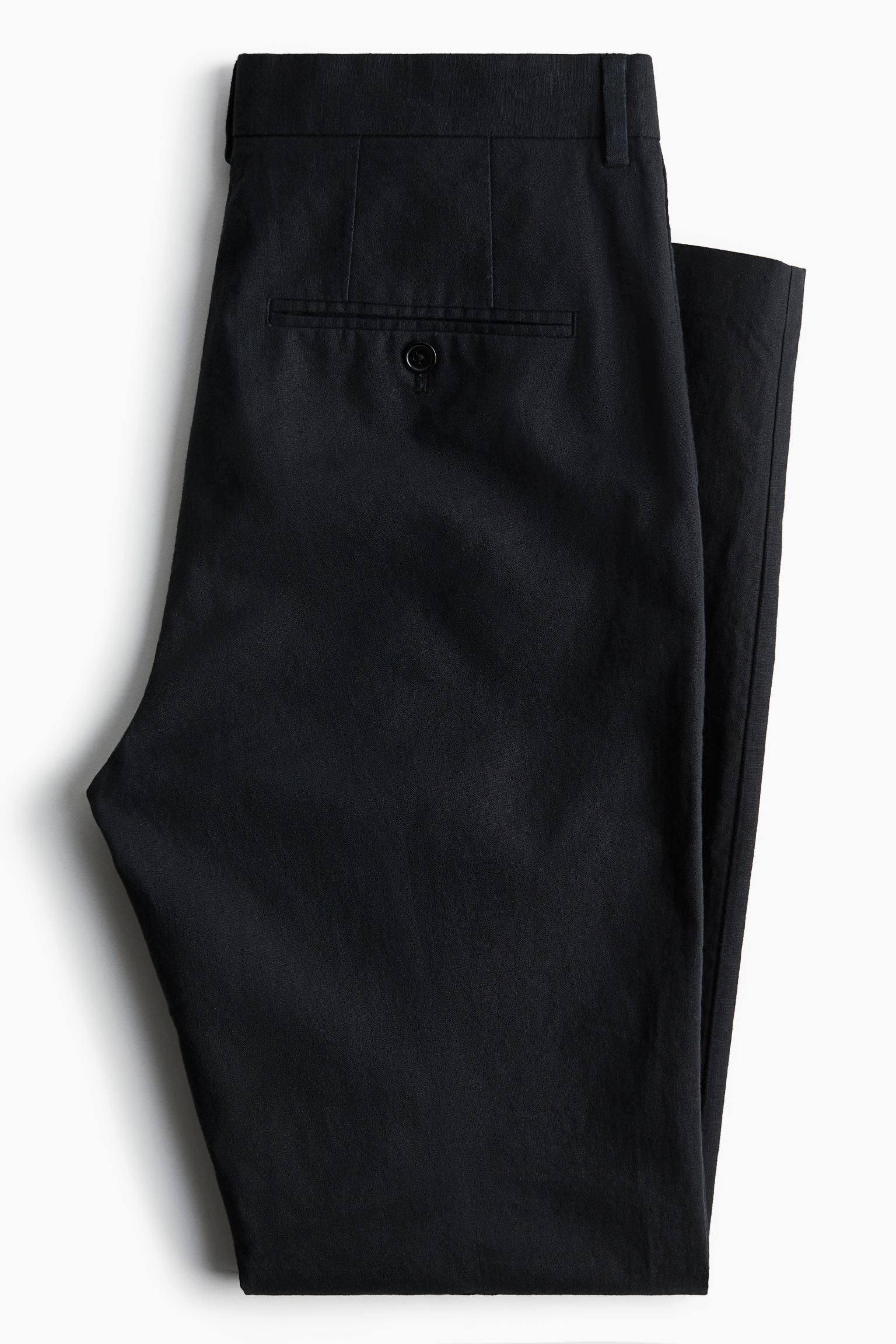 Pantalones chinos elegantes y espaciales ajustados