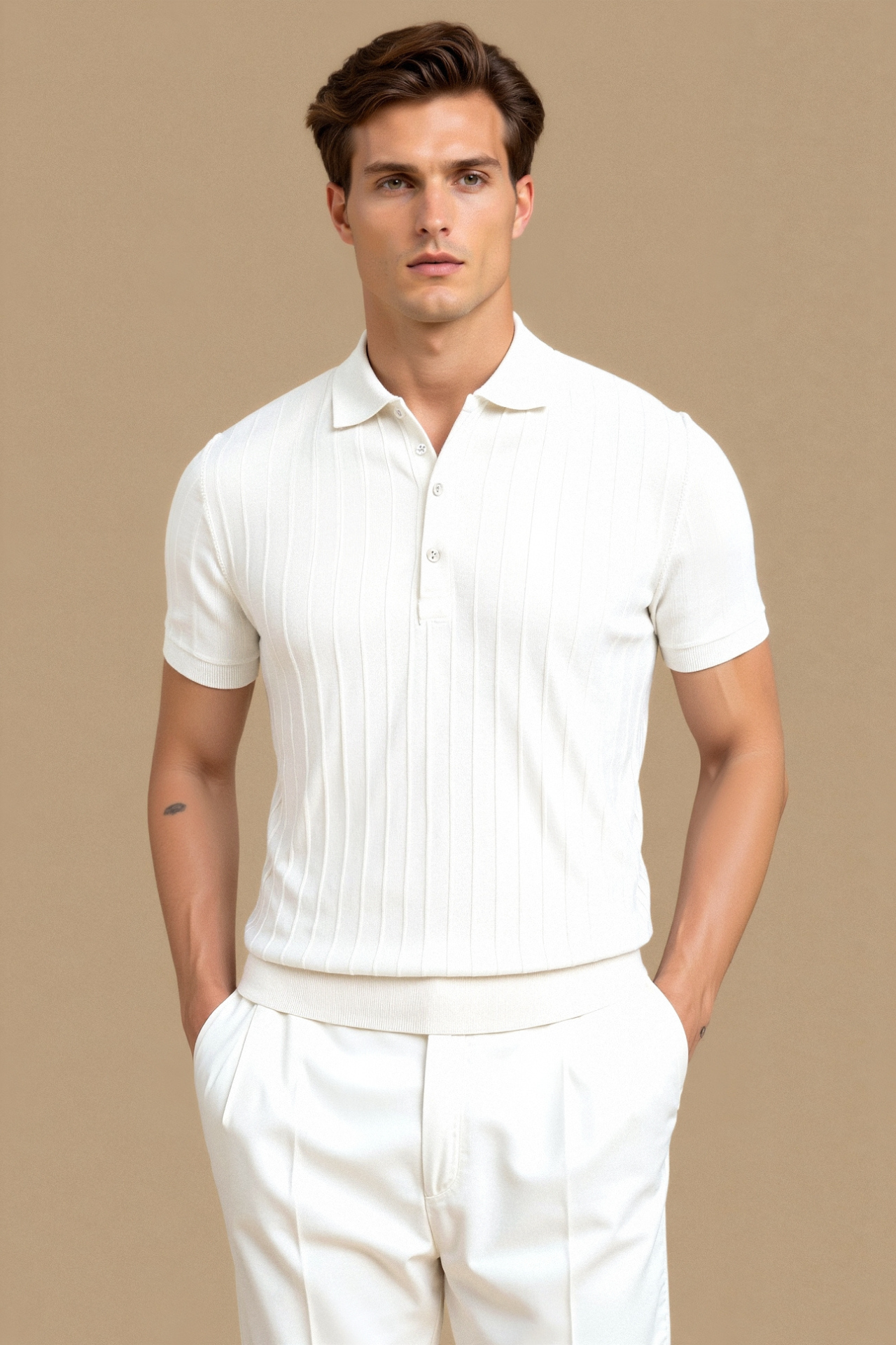 Polo con botones de rayas verticales 