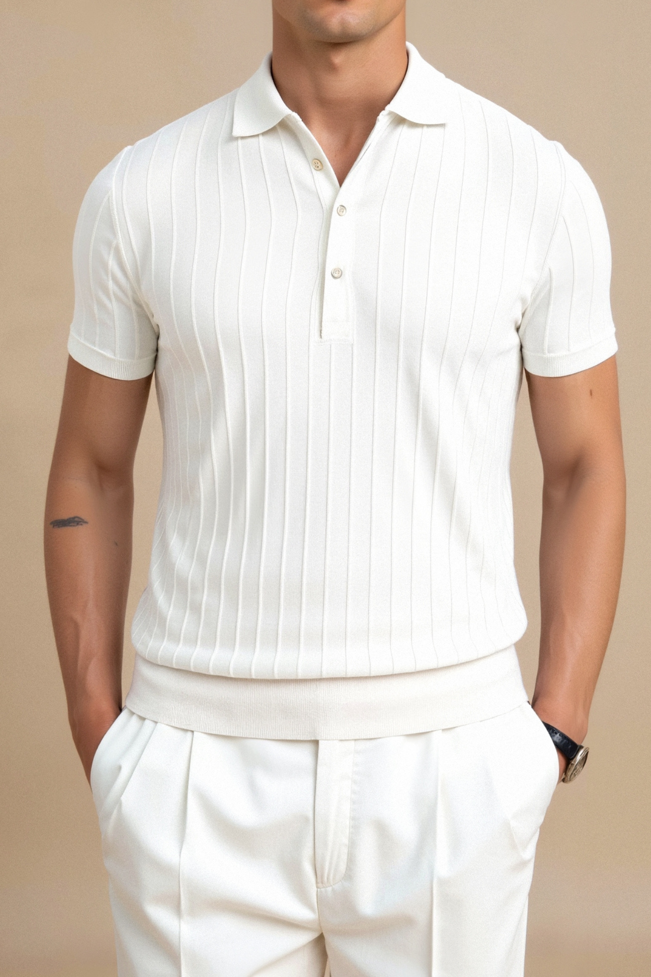 Polo con botones de rayas verticales 